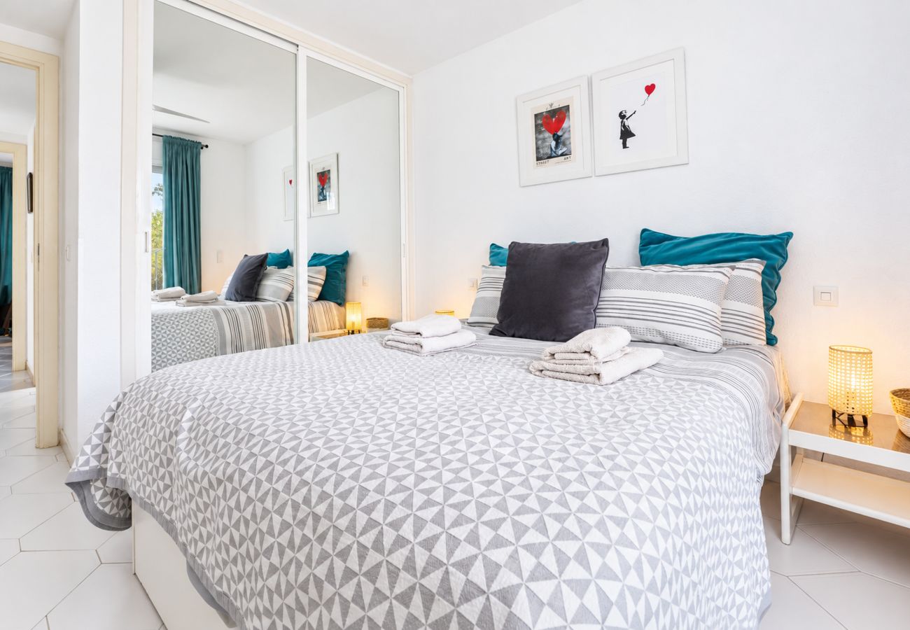 Апартаменты на Mijas Costa - Apartment with garden and seaview