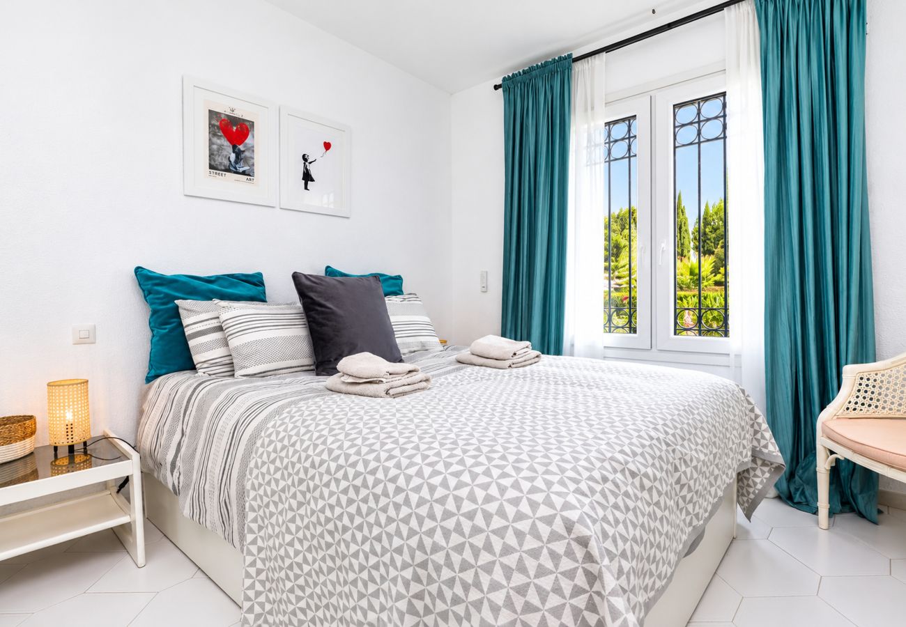 Апартаменты на Mijas Costa - Apartment with garden and seaview