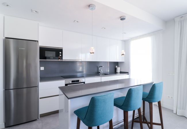 Апартаменты на La Cala de Mijas - Penthouse with Large Roof Terrace & Plunge Pool Апартаменты на La Cala de Mijas - Penthouse with Large Roof Terrace & Plunge Pool