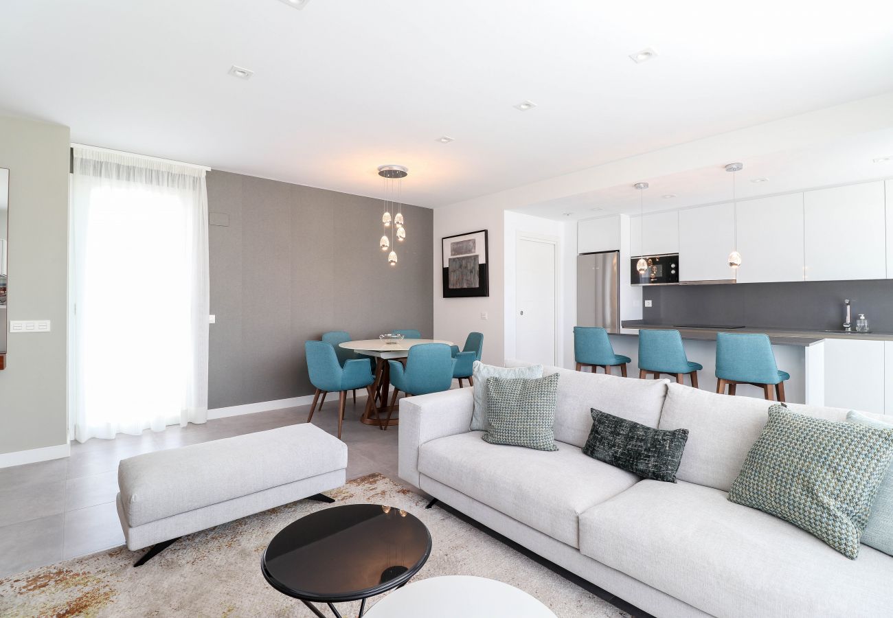 Апартаменты на La Cala de Mijas - Penthouse with Large Roof Terrace & Plunge Pool