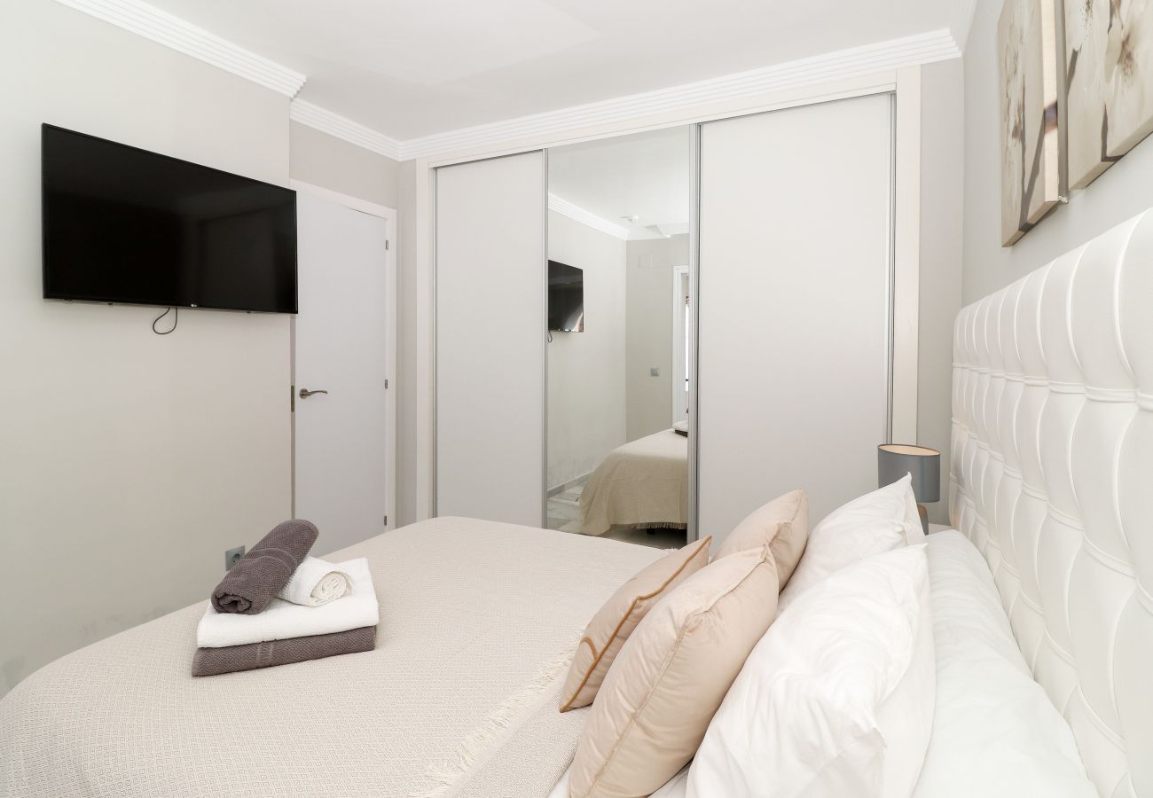 Апартаменты на Марбелья / Marbella -  Modern duplex 6305 - great facilities onsite