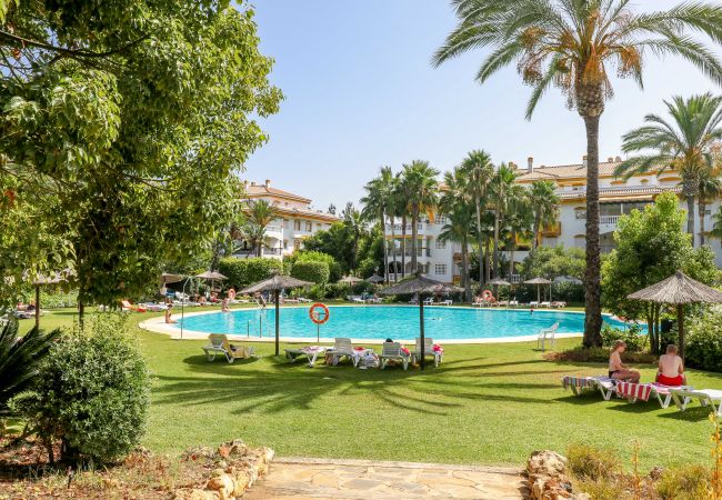 Апартаменты на Nueva andalucia - Dama de Noche apartment near Puerto Banus Апартаменты на Nueva andalucia - Dama de Noche apartment near Puerto Banus