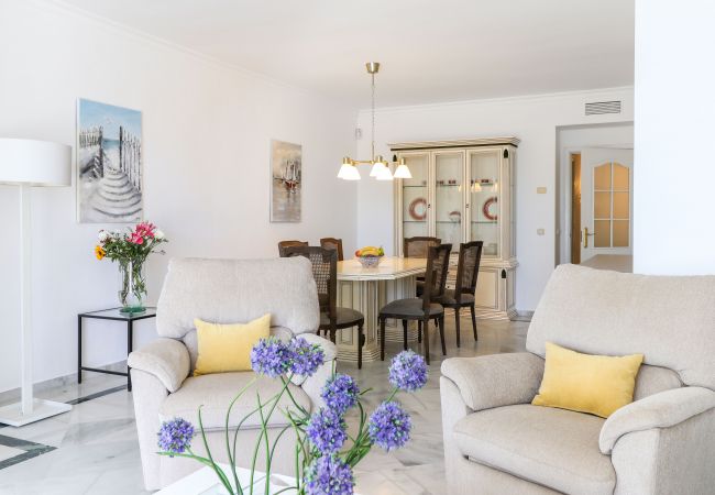 Апартаменты на Marbella - Bahia Real apartment with large terrace Апартаменты на Marbella - Bahia Real apartment with large terrace