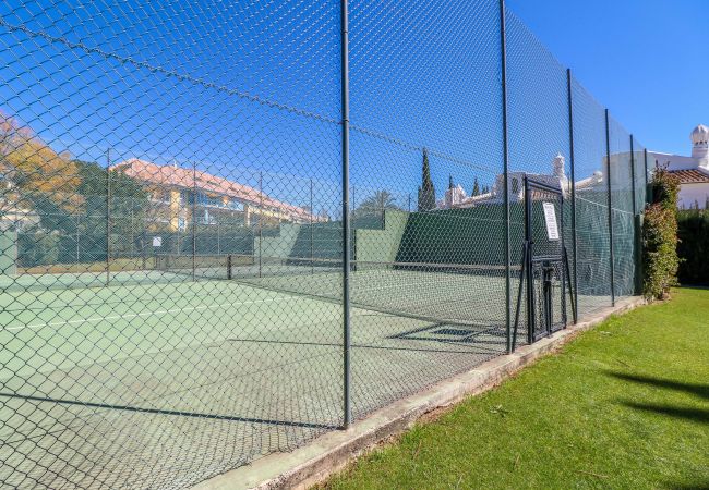 Апартаменты на Marbella - Bahia Real apartment with large terrace Апартаменты на Marbella - Bahia Real apartment with large terrace