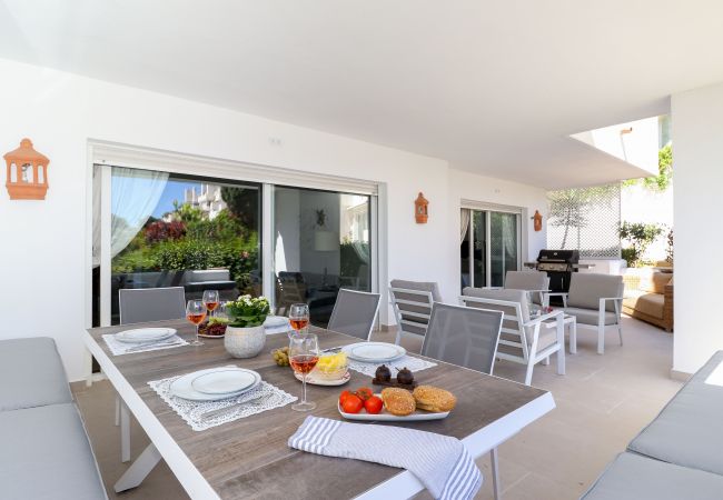 Апартаменты на Марбелья / Marbella - Los Monteros Palm Beach - apartment with garden