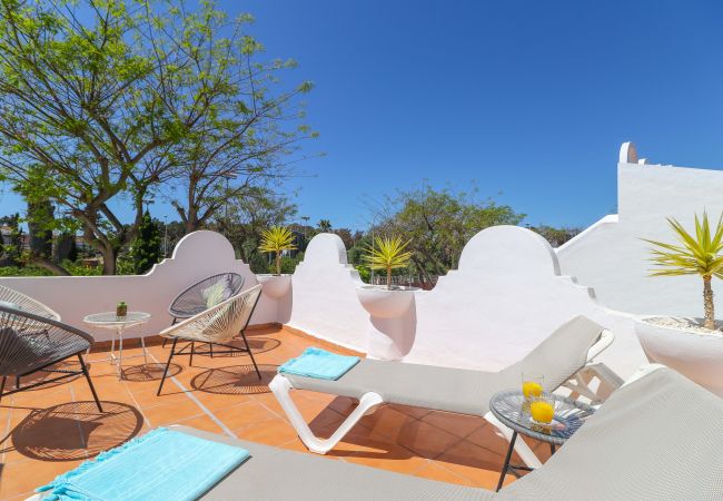 Таунхаус на Марбелья / Marbella - Superb townhouse with big sunny terrace
