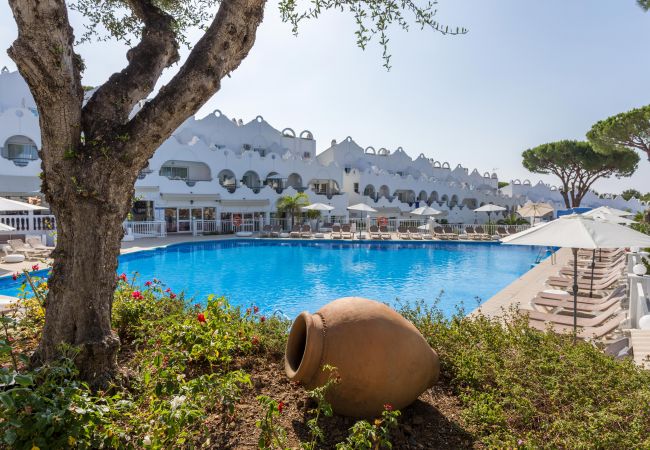 Таунхаус на Марбелья / Marbella - Superb townhouse with big sunny terrace