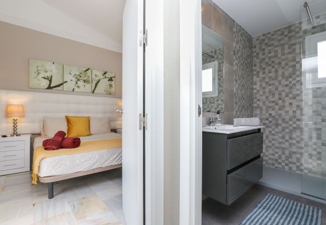 Таунхаус на Marbella - Sunny townhouse  - great hotel facilities Таунхаус на Marbella - Sunny townhouse  - great hotel facilities
