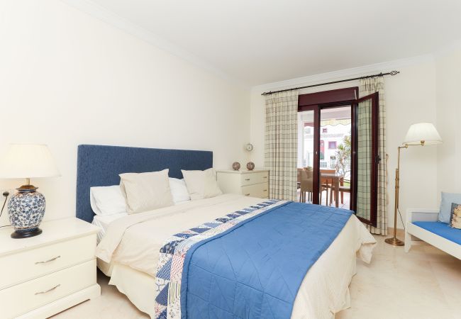Апартаменты на San Pedro de Alcántara - 3-bedroom apartment in Noray - San Pedro beach Апартаменты на San Pedro de Alcántara - 3-bedroom apartment in Noray - San Pedro beach