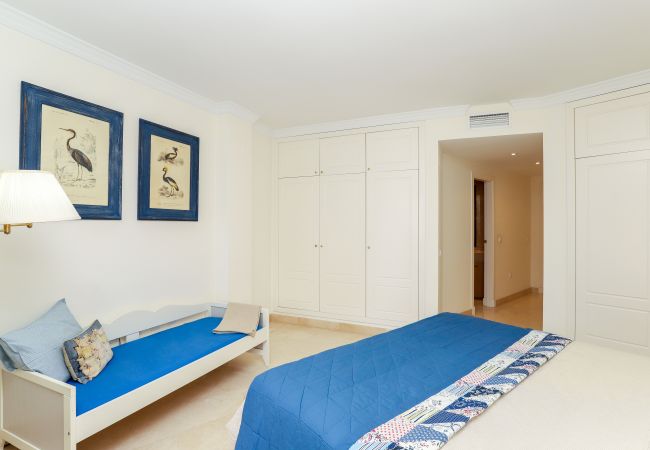 Апартаменты на San Pedro de Alcántara - 3-bedroom apartment in Noray - San Pedro beach Апартаменты на San Pedro de Alcántara - 3-bedroom apartment in Noray - San Pedro beach