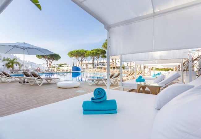 Апартаменты на Marbella - Modern and sunny duplex, BBQ, 3 terraces Апартаменты на Marbella - Modern and sunny duplex, BBQ, 3 terraces