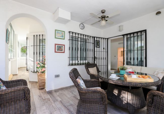 Апартаменты на Nueva andalucia - Los Naranjos / Puerto Banus apartment Апартаменты на Nueva andalucia - Los Naranjos / Puerto Banus apartment