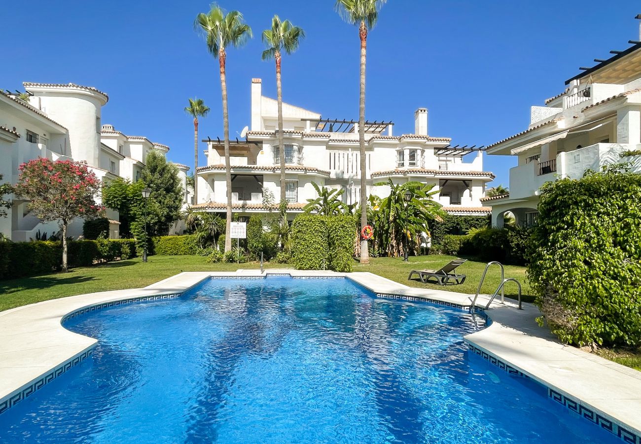 Апартаменты на Nueva andalucia - Los Naranjos / Puerto Banus apartment
