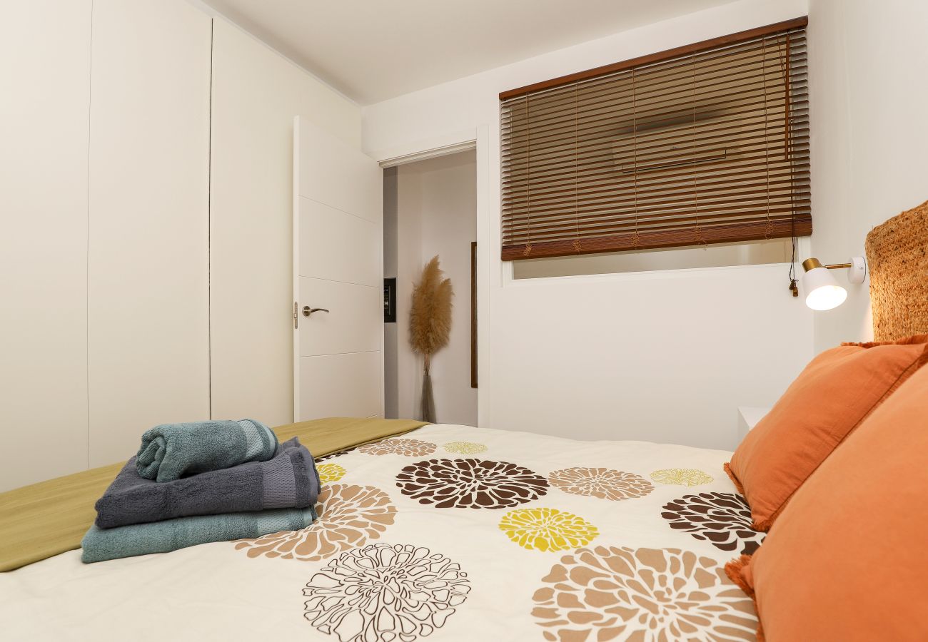 Апартаменты на Фуэнхирола / Fuengirola - Fuengirola centre, renovated, beach 200 m