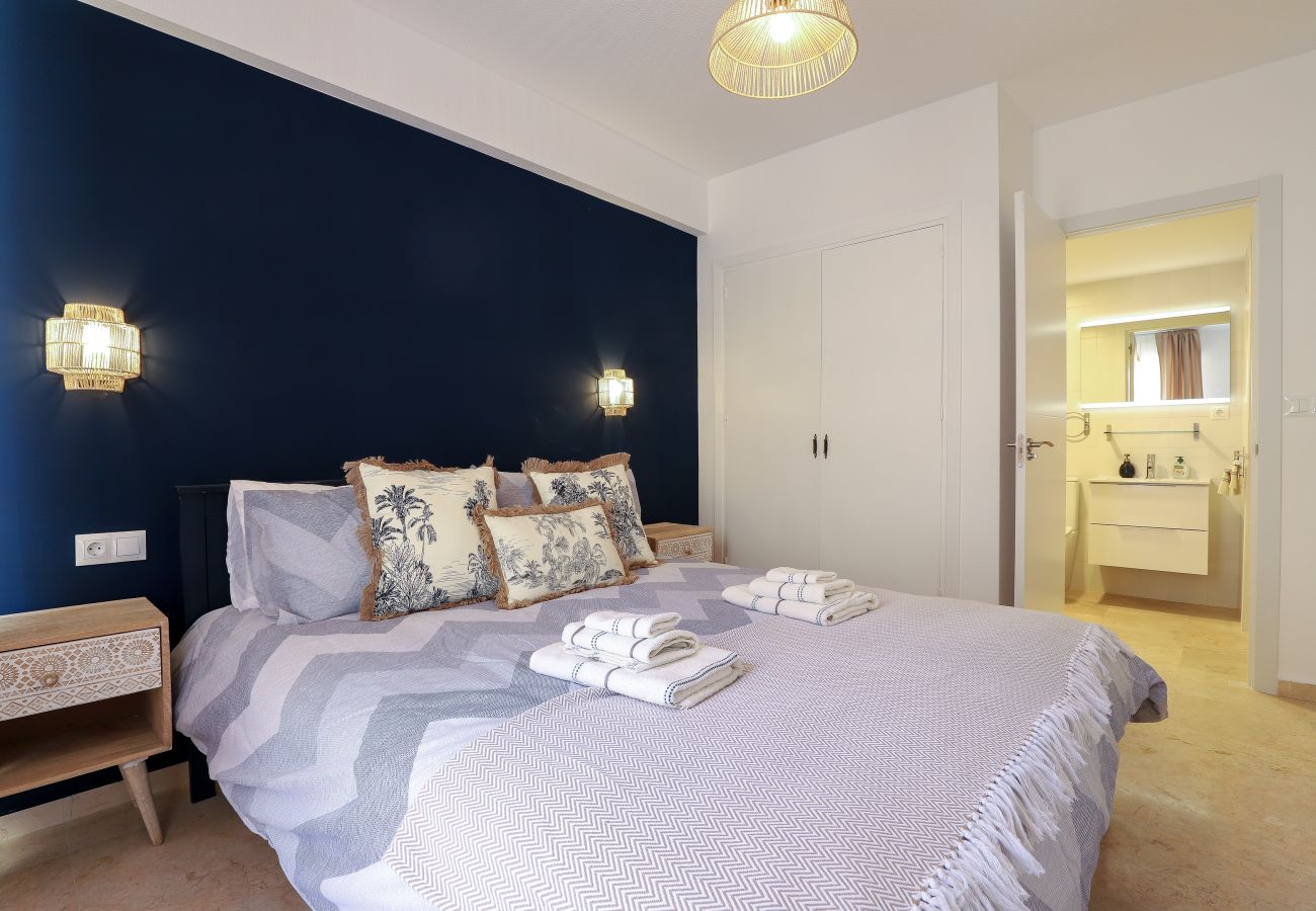 Апартаменты на Фуэнхирола / Fuengirola - Camelia apartment - Fuengirola centre, beach 250m