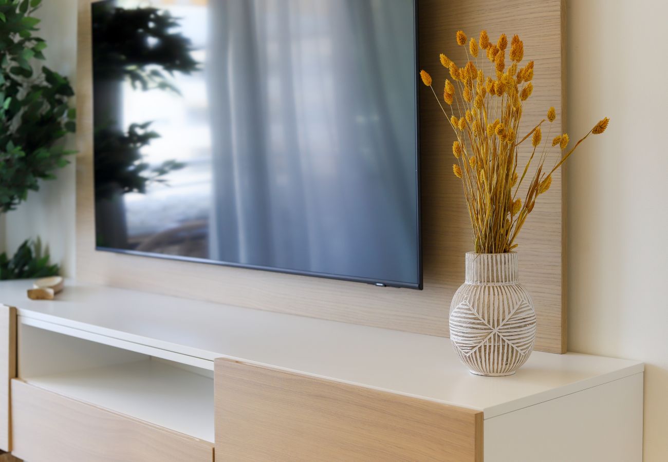 Апартаменты на Марбелья / Marbella - Brand-new luxury with sea view  - Playa Real beachfront