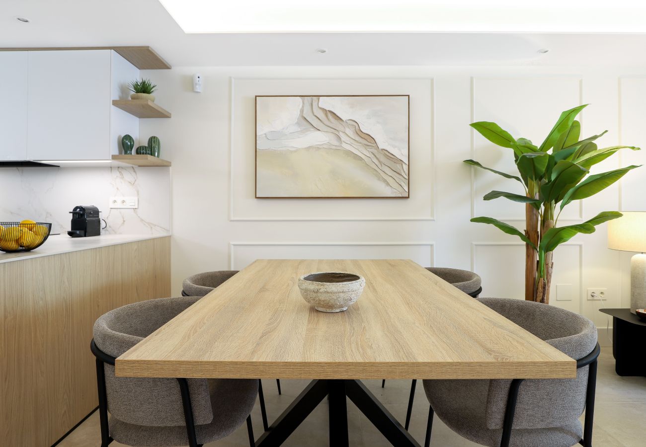 Апартаменты на Марбелья / Marbella - Brand-new luxury with sea view  - Playa Real beachfront