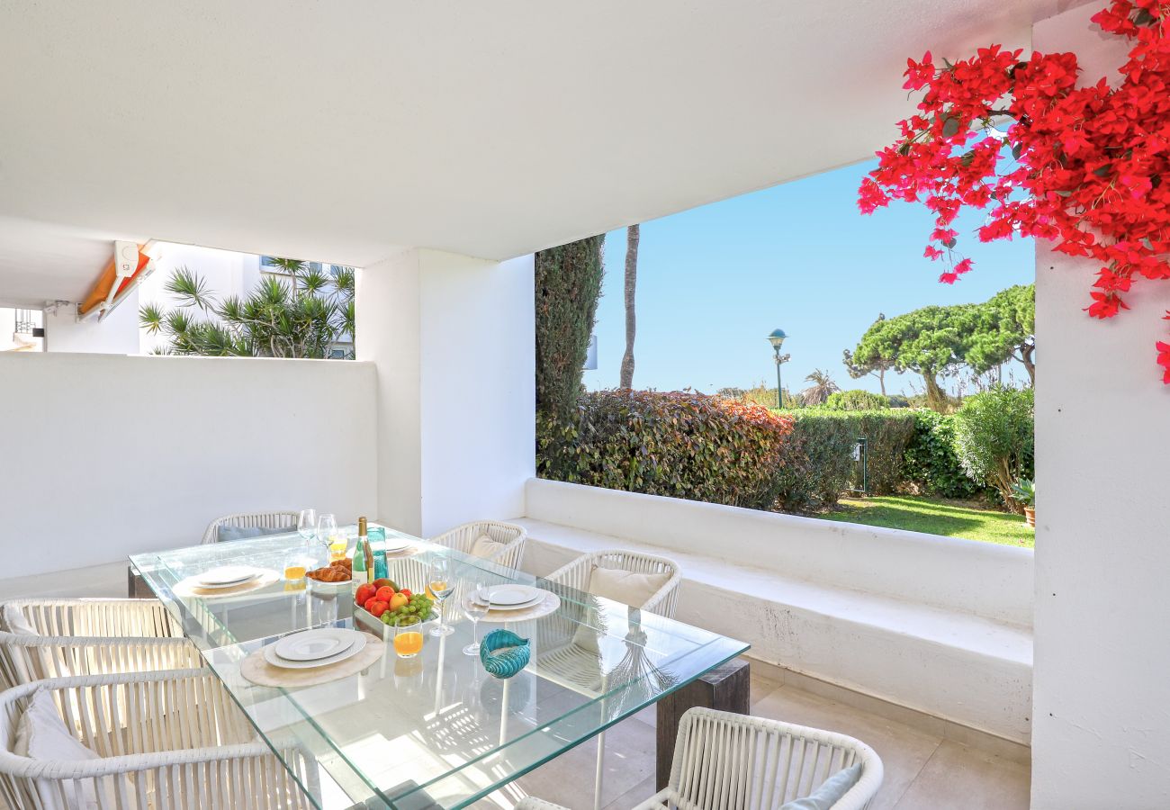 Апартаменты на Марбелья / Marbella - Los Monteros Palm Beach, garden & BBQ
