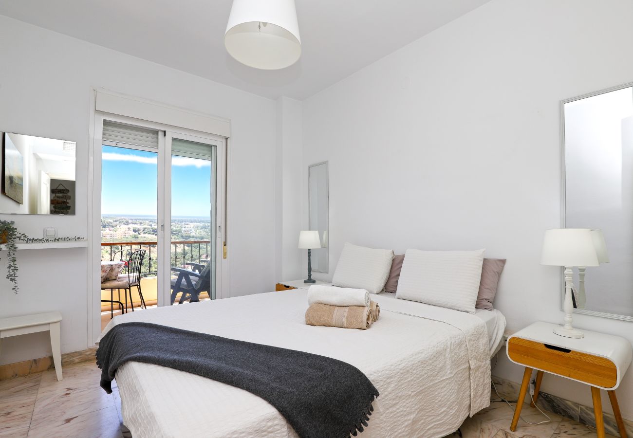 Апартаменты на La Cala de Mijas - 3-Bedroom Apartment with Panoramic Sea Views | La Cala de Mijas