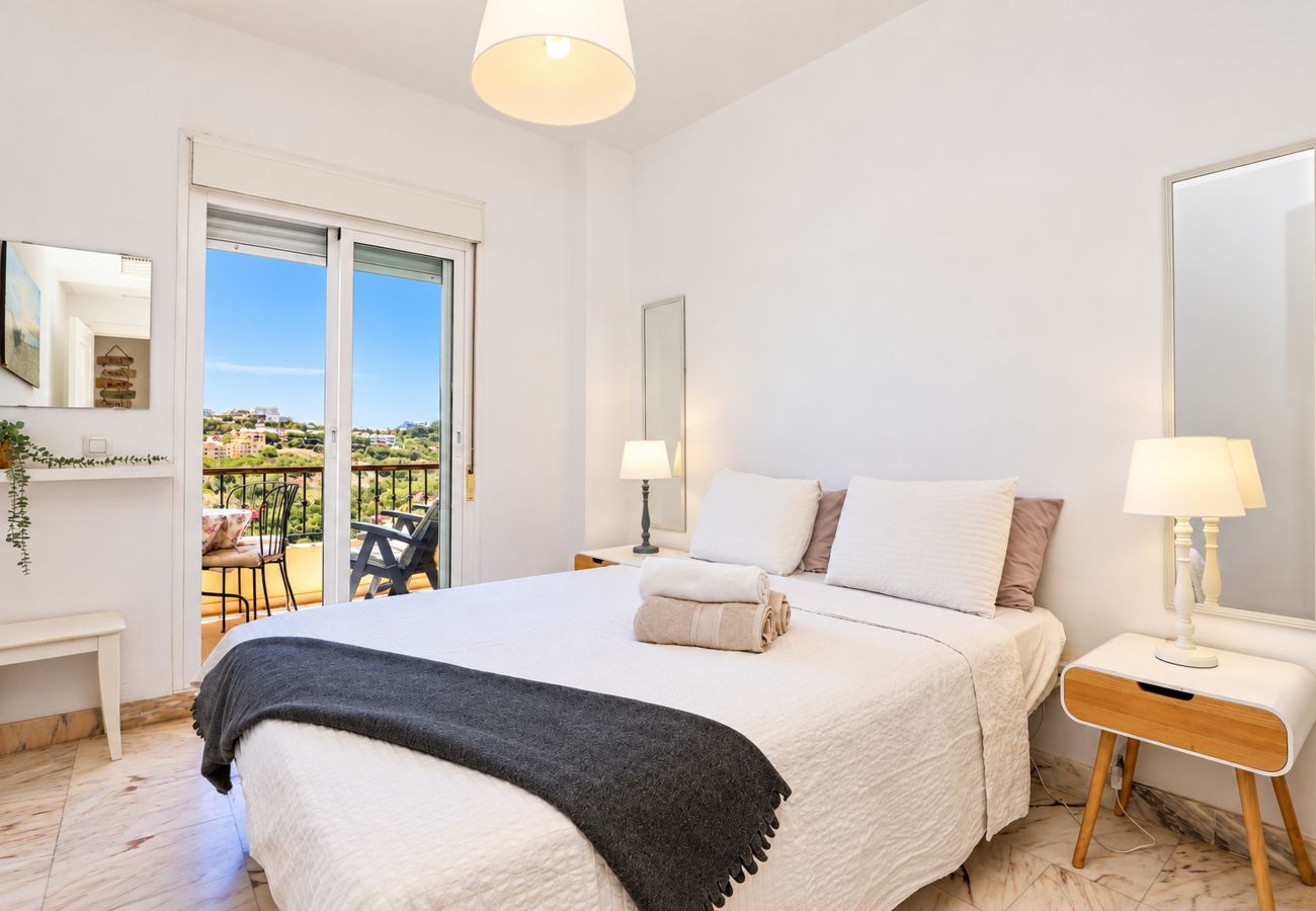 Апартаменты на La Cala de Mijas - 3-Bedroom Apartment with Panoramic Sea Views | La Cala de Mijas
