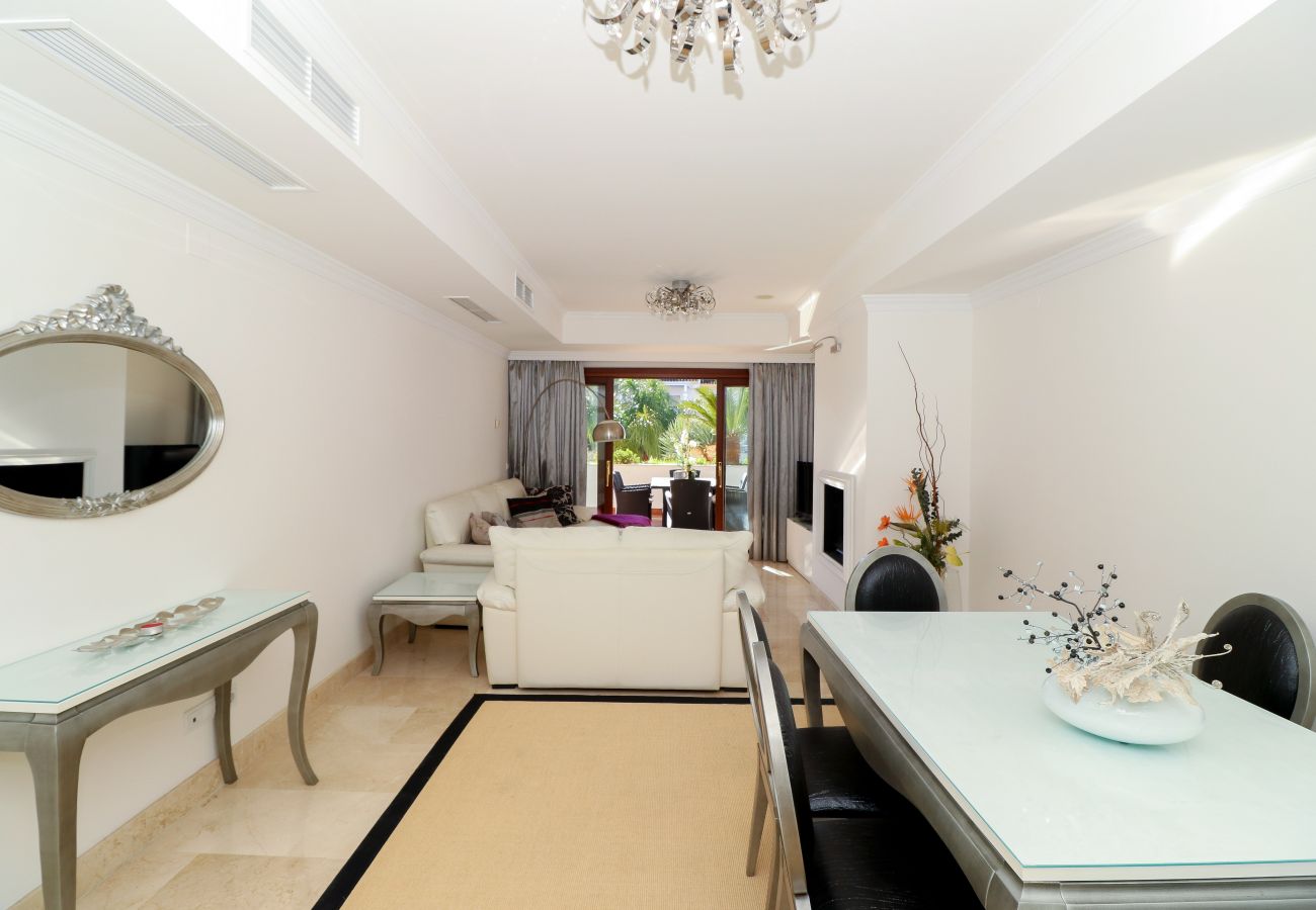 Apartment in Marbella - Ground floor apartment - Lomas del Rey